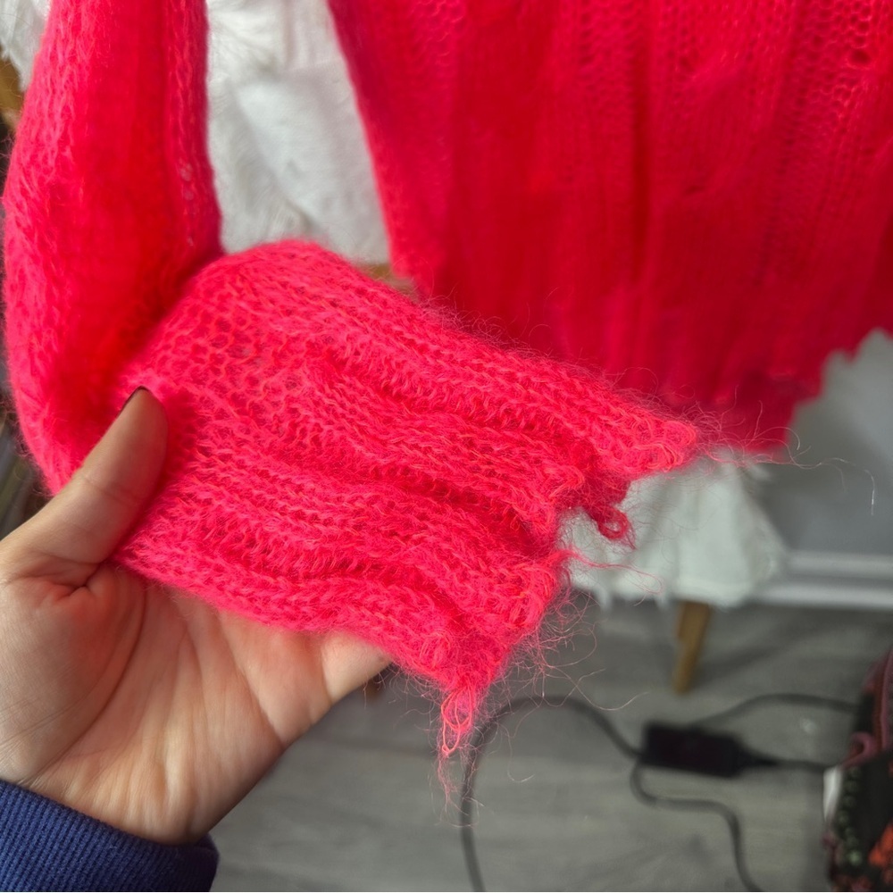 NWOT Anthropologie Hot Pink Distressed Sweater sz S - Picture 6 of 9